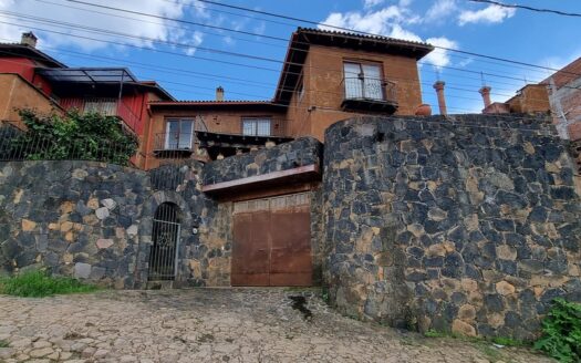 Fachada casa venta colonia la Valenciana Pátzcuaro Michoacán