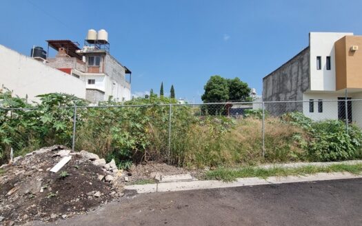 Fachada terreno San José Itzicuaro Morelia MIchoacán