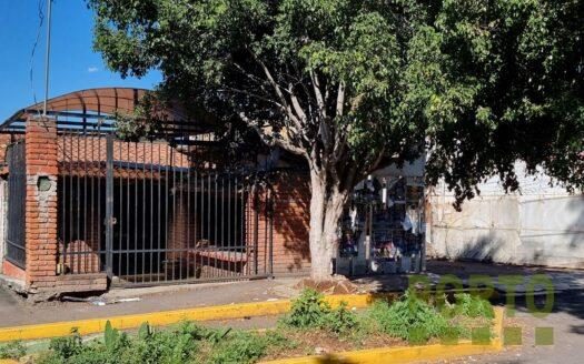 Fachada renta terreno Felicitas del Río Morelia Michoacán