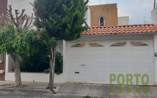 Fachada casa venta Prados del Campestre Morelia Michoacán