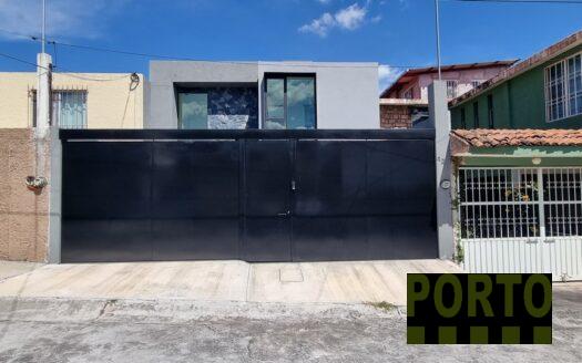 Fachada venta casa Fuentes de Morelia Michoacan