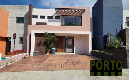 Fachada Casa renta Vistas de Altozano Morelia Michoacán